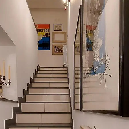 La Scala Bianca Apartment *